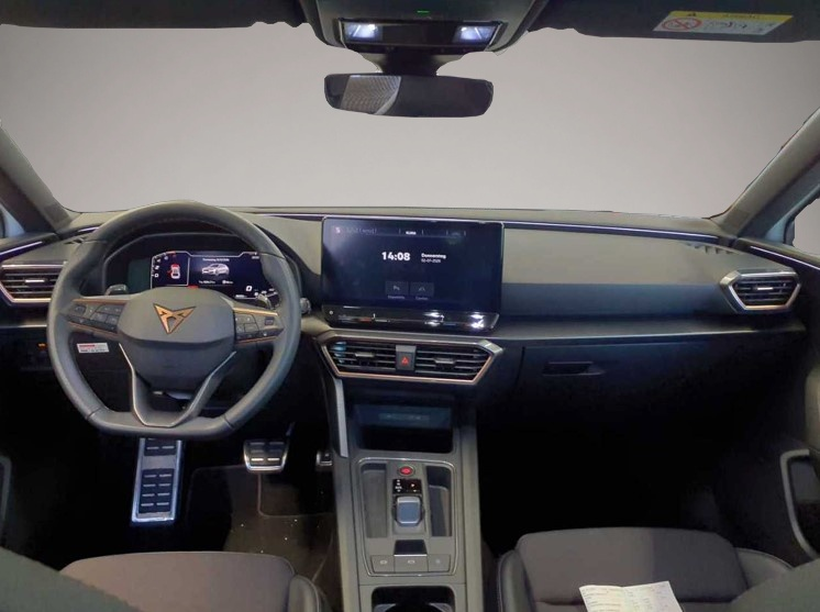Vehicle image 0