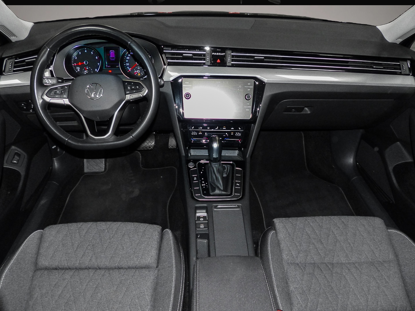 Bild 5 Volkswagen Passat Business 1.5 TSI BMT Start-Stopp EU6d AHK