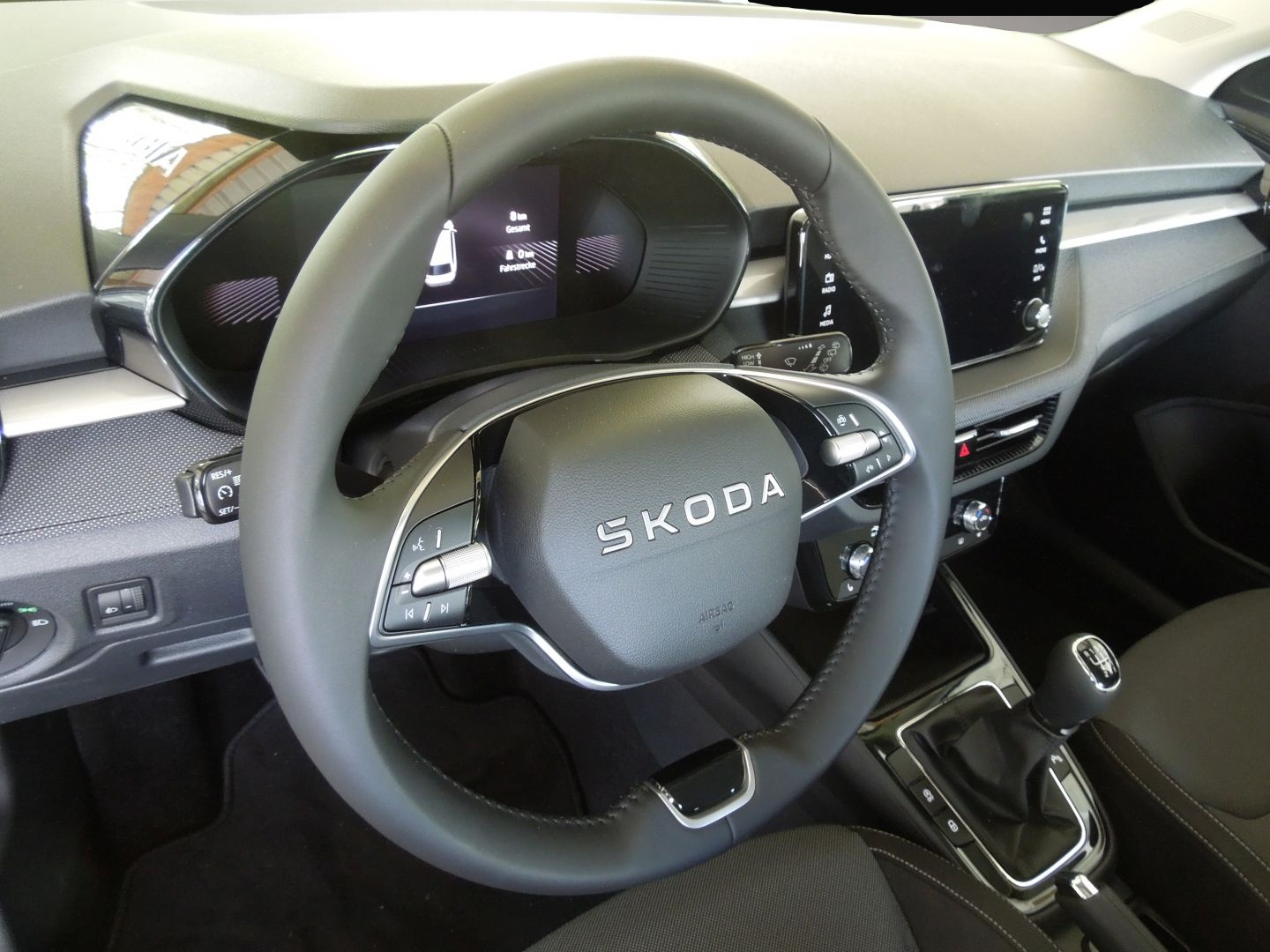 Fotografie des Skoda Fabia 1.0TSI Classic/LED/Klimaautomatik/Sitzheiz