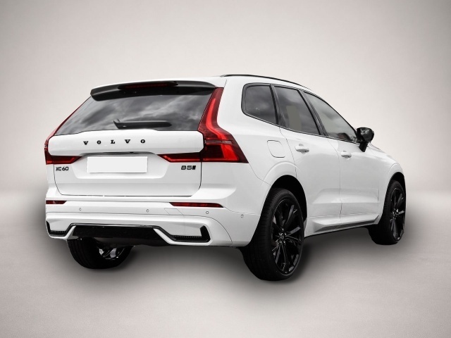Bild 2 Volvo XC60 B5 Benzin AWD Plus Black Edition Lagom-Pake