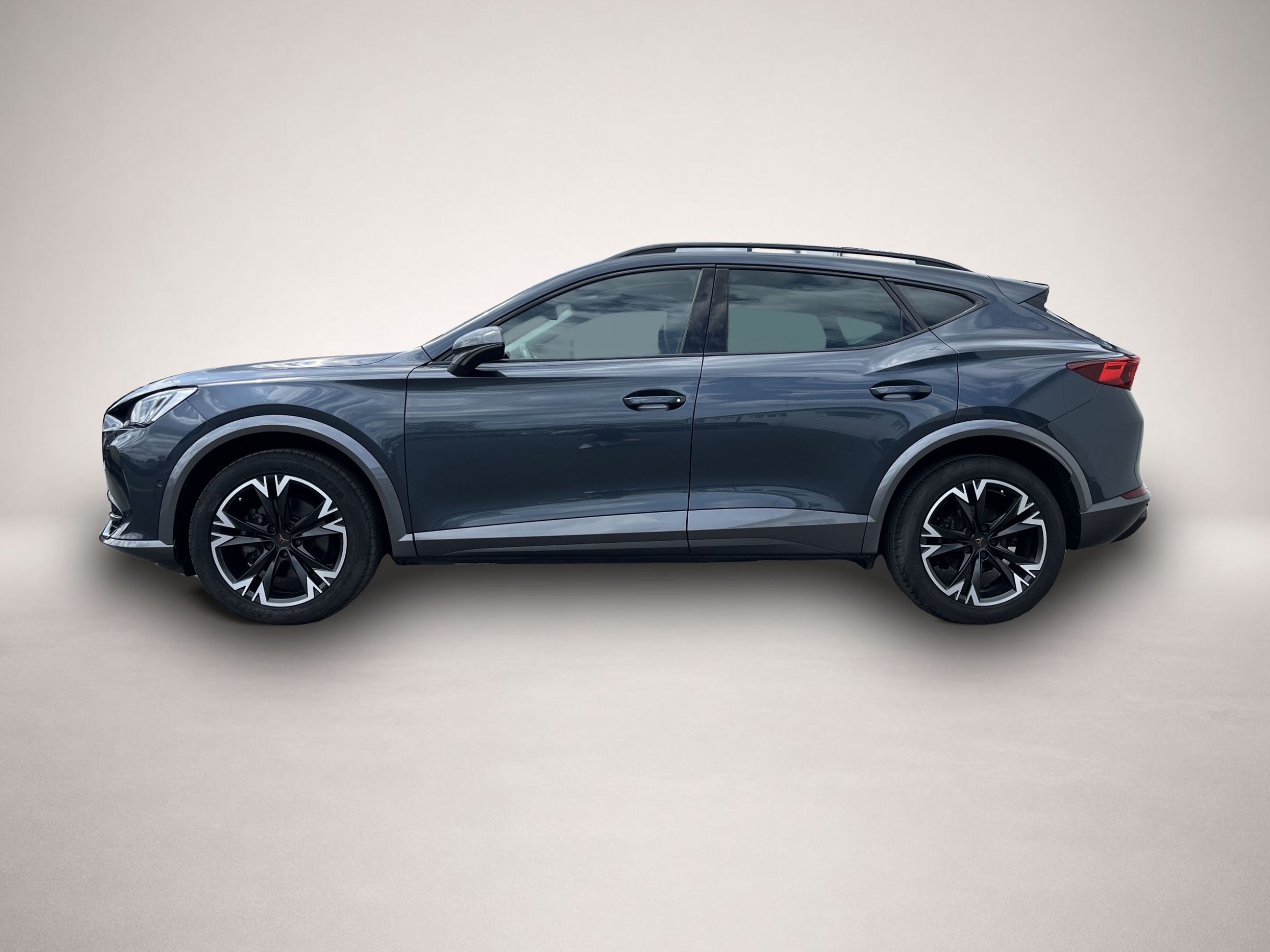 Vehicle image 0