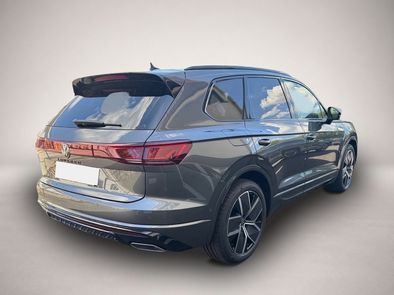 Bild 3 Volkswagen Touareg R-Line Final Edition Luftfahrw. Standhzg
