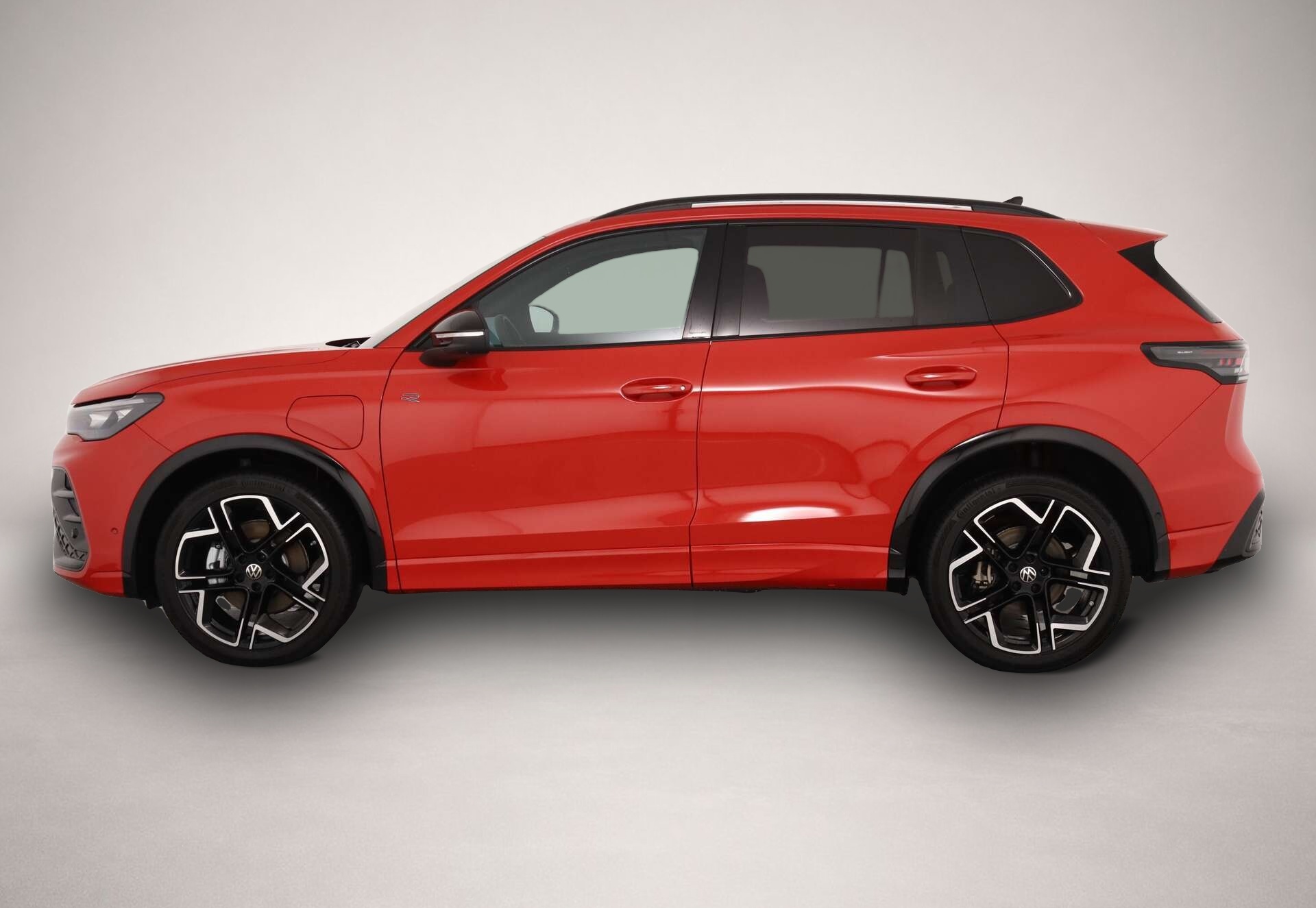 Bild 4 Volkswagen Tiguan 1.5 eHybrid R-Line Black Style