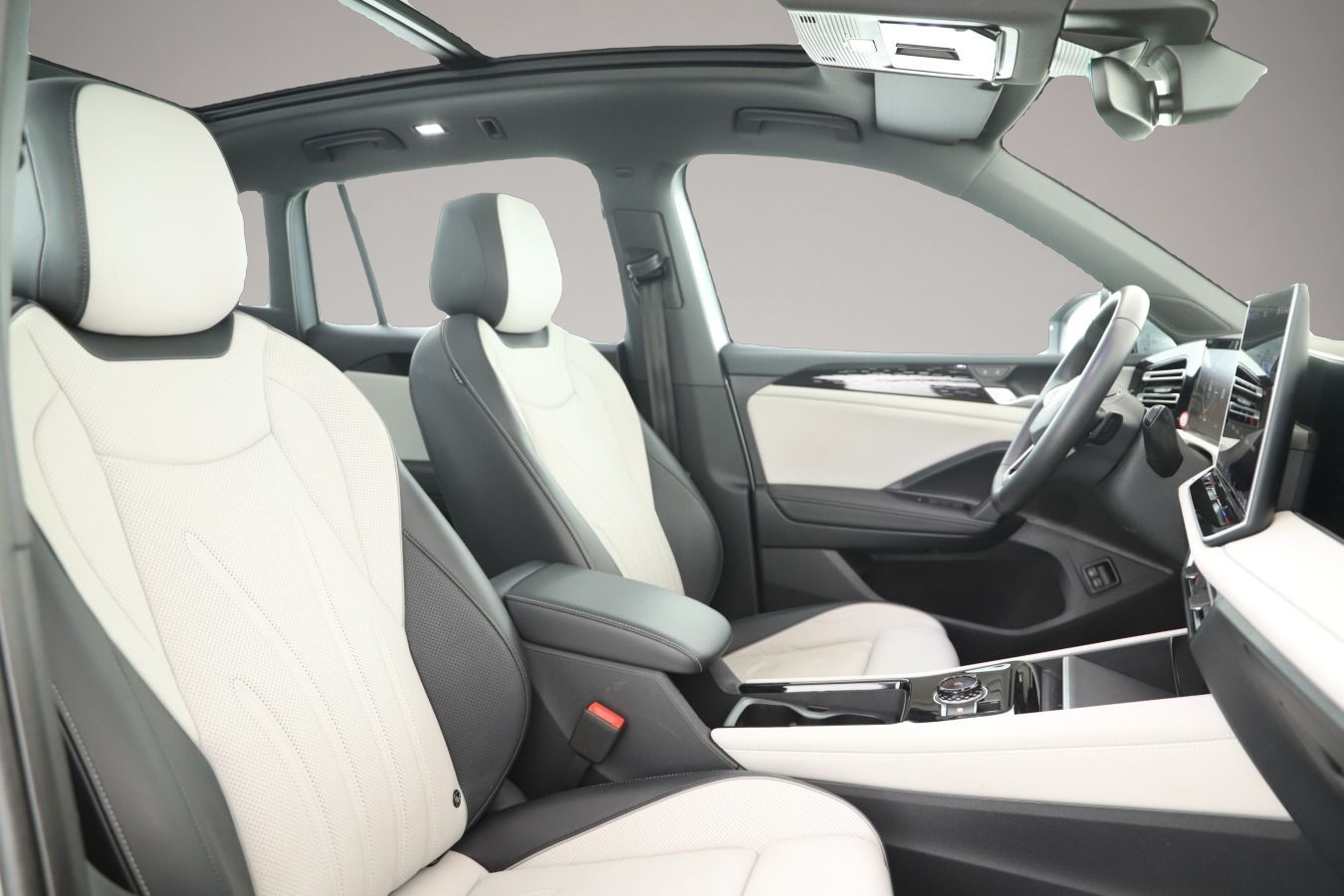 Bild 6 Volkswagen Tiguan 1.5 TSI eHybrid DSG Elegance IQ.Light/ACC