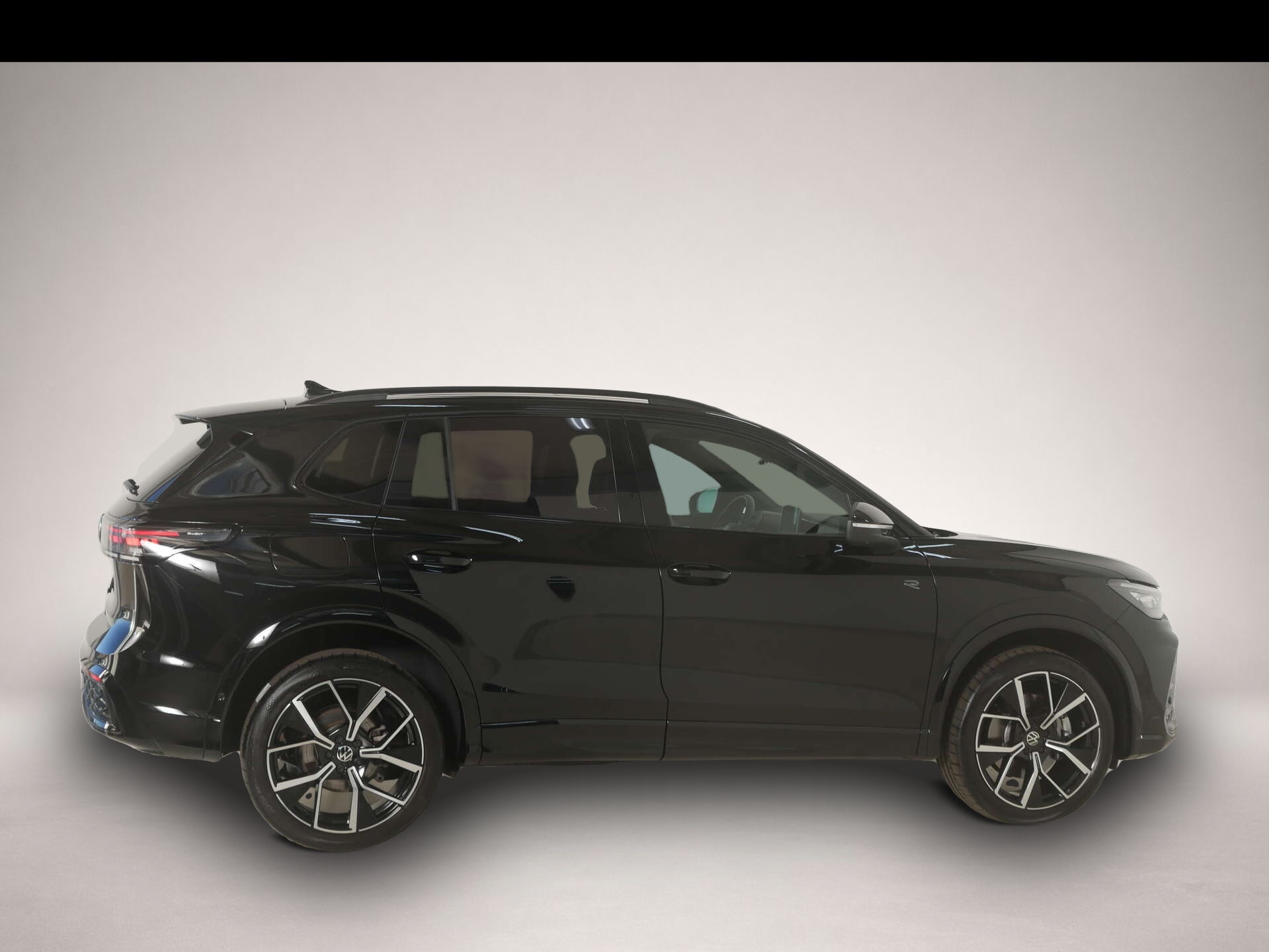 Bild 6 Volkswagen Tiguan 2.0 TDI 4Motion R-Line Black Style