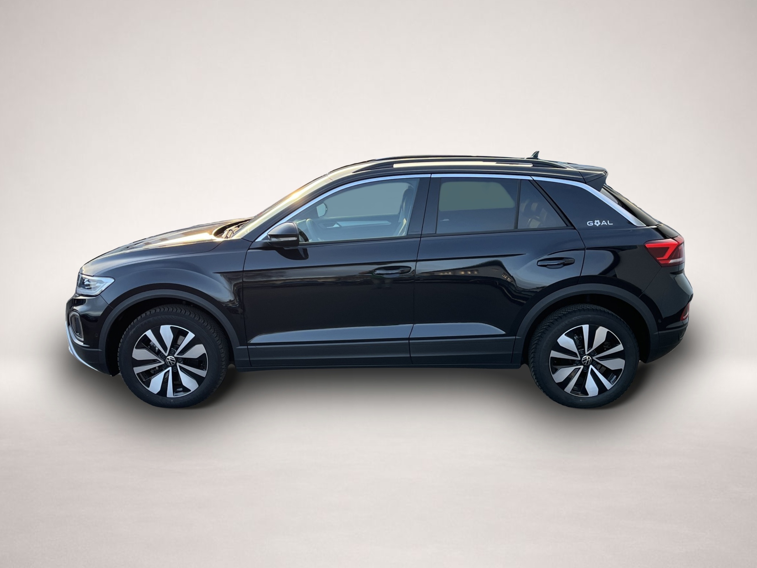 Fotografie 1 des Volkswagen T-Roc 2.0 TDI DSG GOAL AHK Parklenk RFK Navi Tra