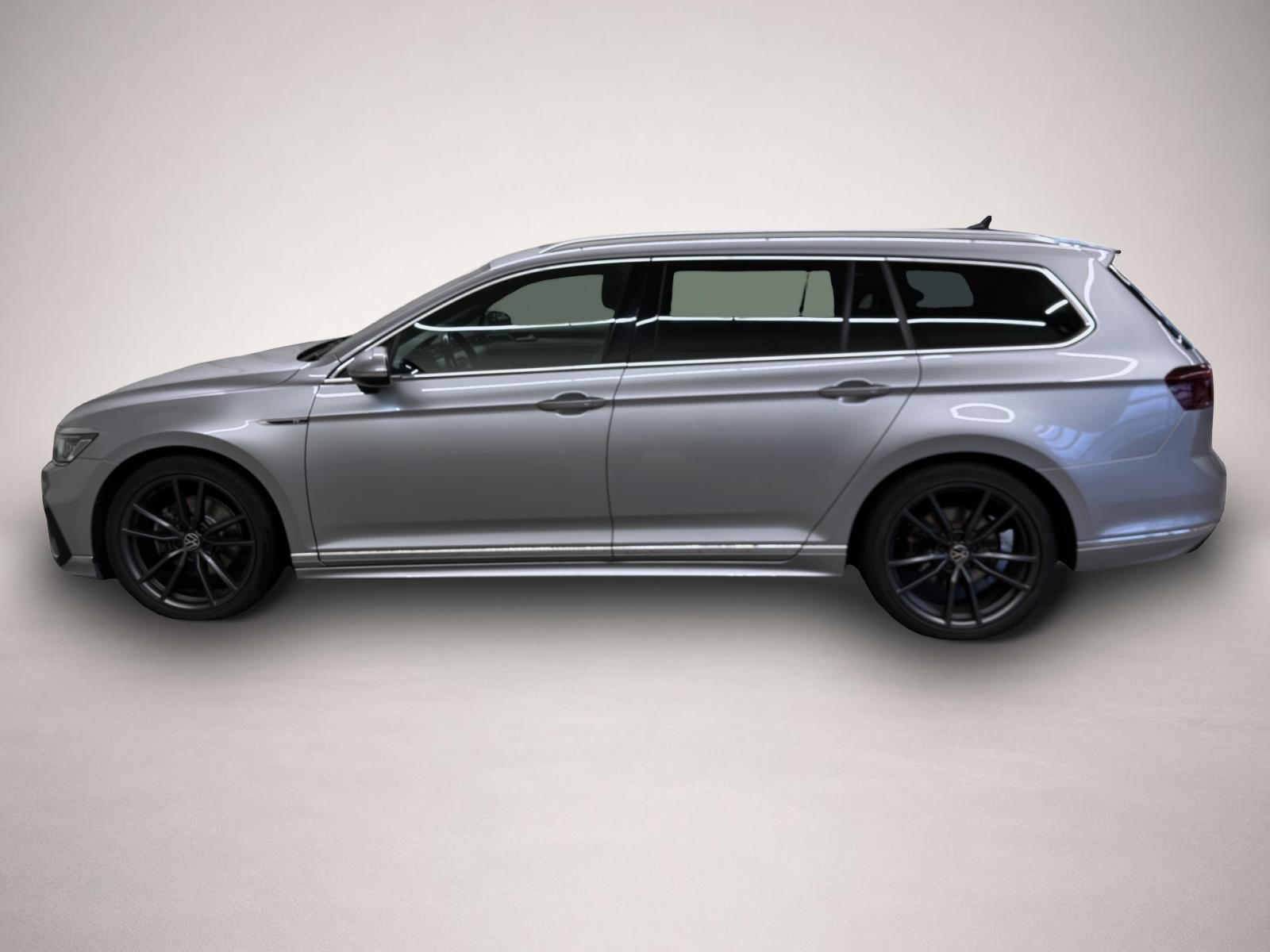 Bild 3 Volkswagen Passat Variant 2.0 TSI DSG R-Line PANO AHK LEDER