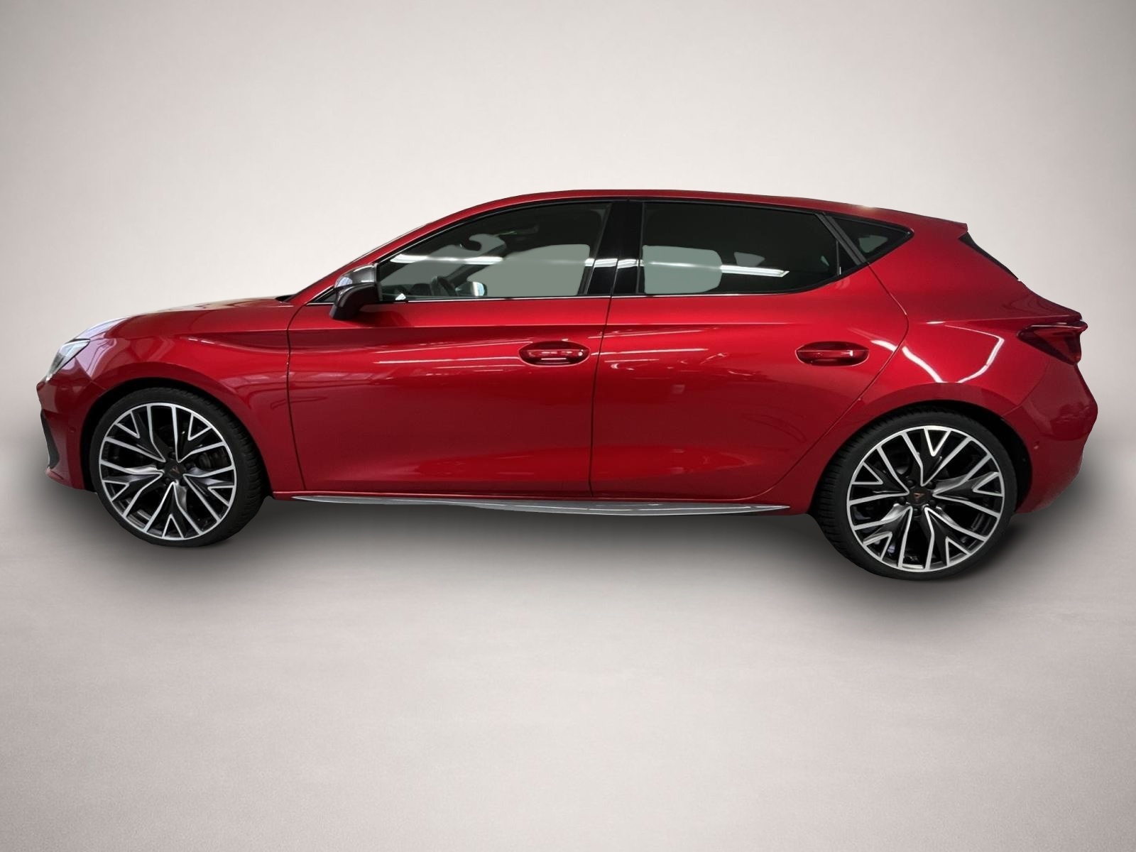 Bild 3 Cupra Leon 2.0 TSI DSG AB250EUR VZ MATRIX BEATS 5J.GAR