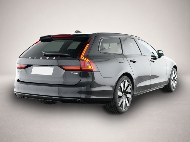 Bild 2 Volvo V90 Kombi Plus Dark Recharge Plug-In Hybrid AWD