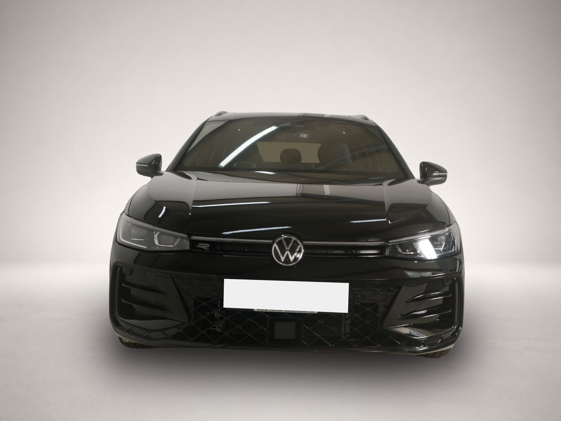 Bild 2 Volkswagen Passat 1.5 eHybrid R-Line Black Style
