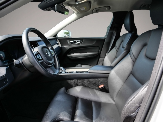 Bild 4 Volvo XC60 Inscription 2WD Digitales Cockpit Memory Si