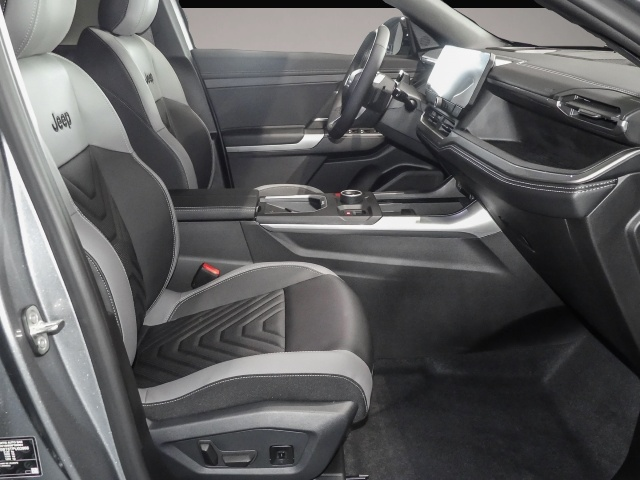 Bild 5 Jeep Compass E-Hybrid First Edition Navi LED Blendfre