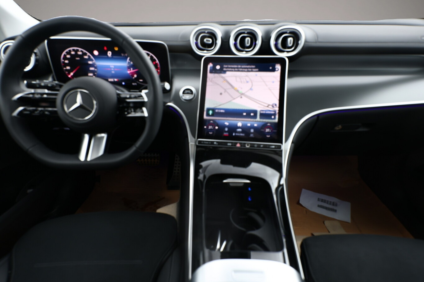 Fotografie 6 des Mercedes-Benz GLC 200 4M AMG Line Premium Pano DigiL 360° SHZ