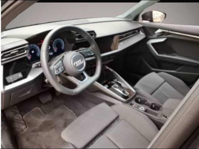 Fotografie Audi A3 Lim 30 TFSI S-tronic S-Line *Kamera*Navi*Schw