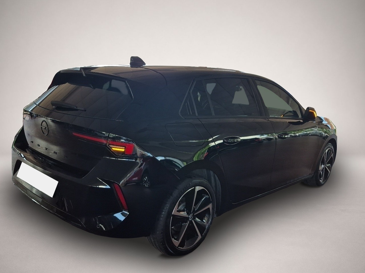 Fotografie 6 des Opel Astra GS AT Shz Navi Kamera 360 AHK Schiebedach