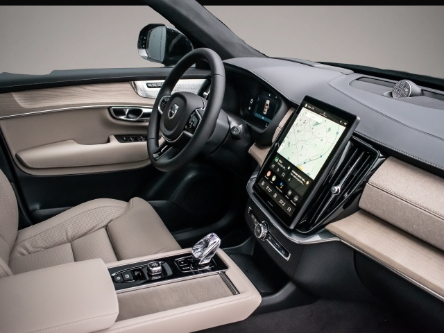 Bild 3 Volvo XC90 T8 Plug-In Hybrid AWD Ultra Dark 7-Sitzer M
