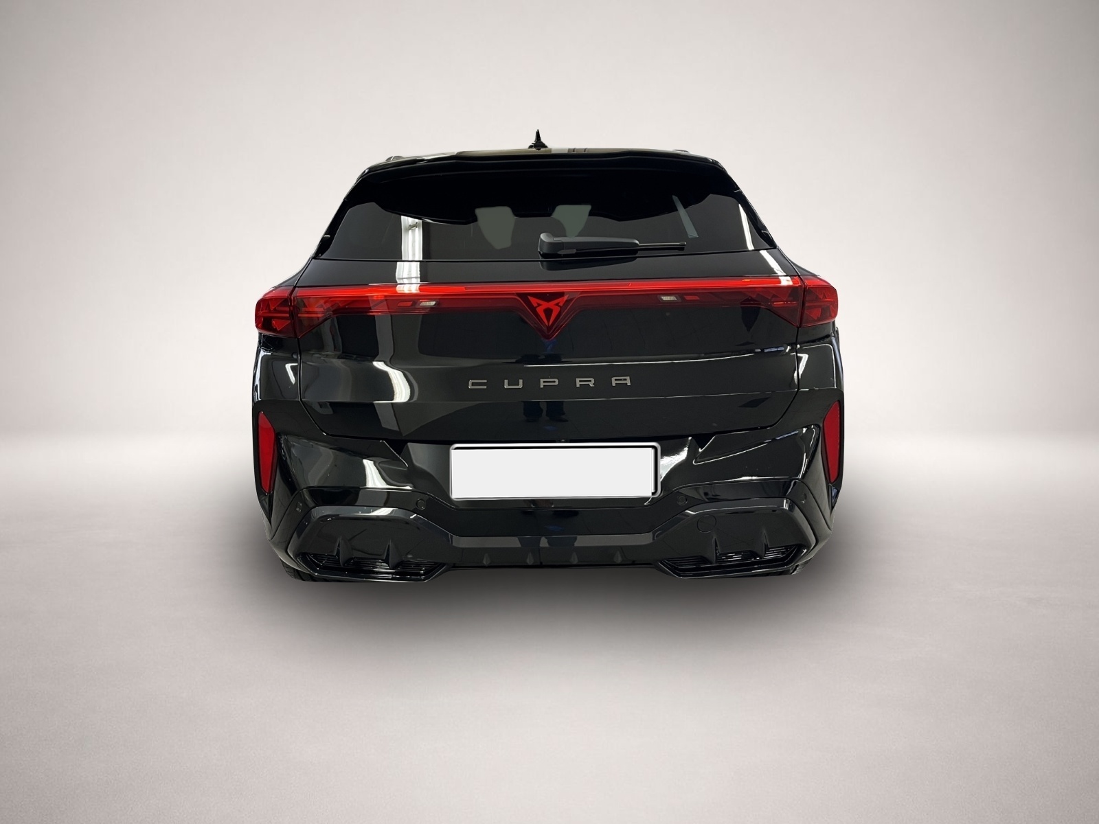 Bild 5 Cupra Terramar 1.5 e-HYBRID VZ Tribe Edition AHK MATRI