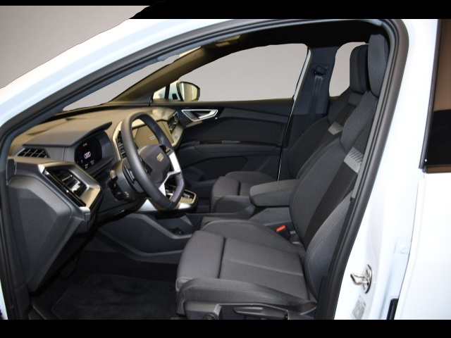 Fotografie 3 des Audi quattro Q4 45 e-tron quattro LED/SpoSi