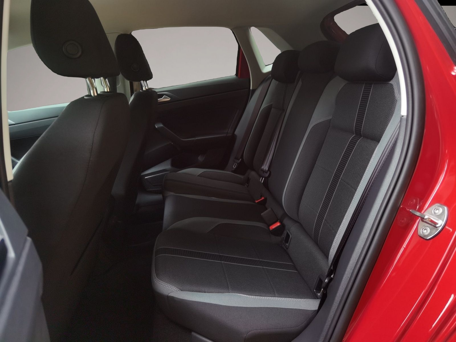 Bild 8 Volkswagen Polo VI 1.0 TSI DSG Style *LED*Navi*Kamera*+3J.