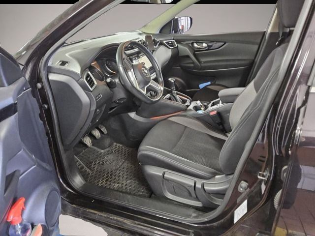 Fotografie 5 des Nissan Qashqai 1.5 dCI Acenta 4x2 *Navi*Pano*Sitzheizun