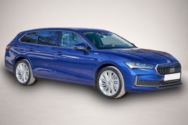 Fotografie 4 des Skoda Superb Combi 1.5 TSI iV 150kW 6DSG Sportline - neues Mo