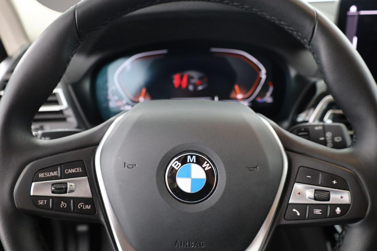 Bild 6 BMW X3 20d xDrive, Laser, AHK, Kamera, Navi, Leder,