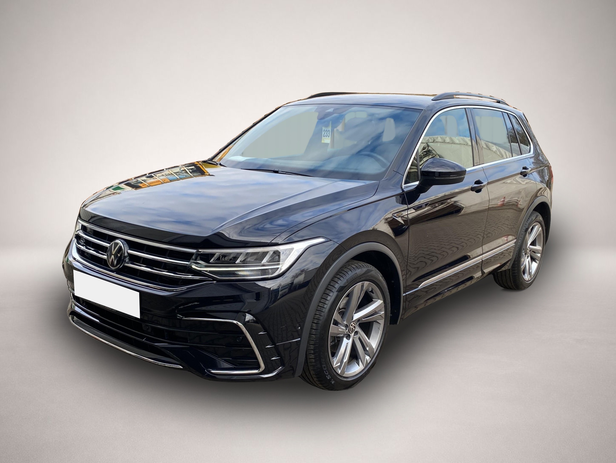 Fotografie 1 des Volkswagen Tiguan 1.5 TSI DSG R-Line*NaviPro*Harman Kardon