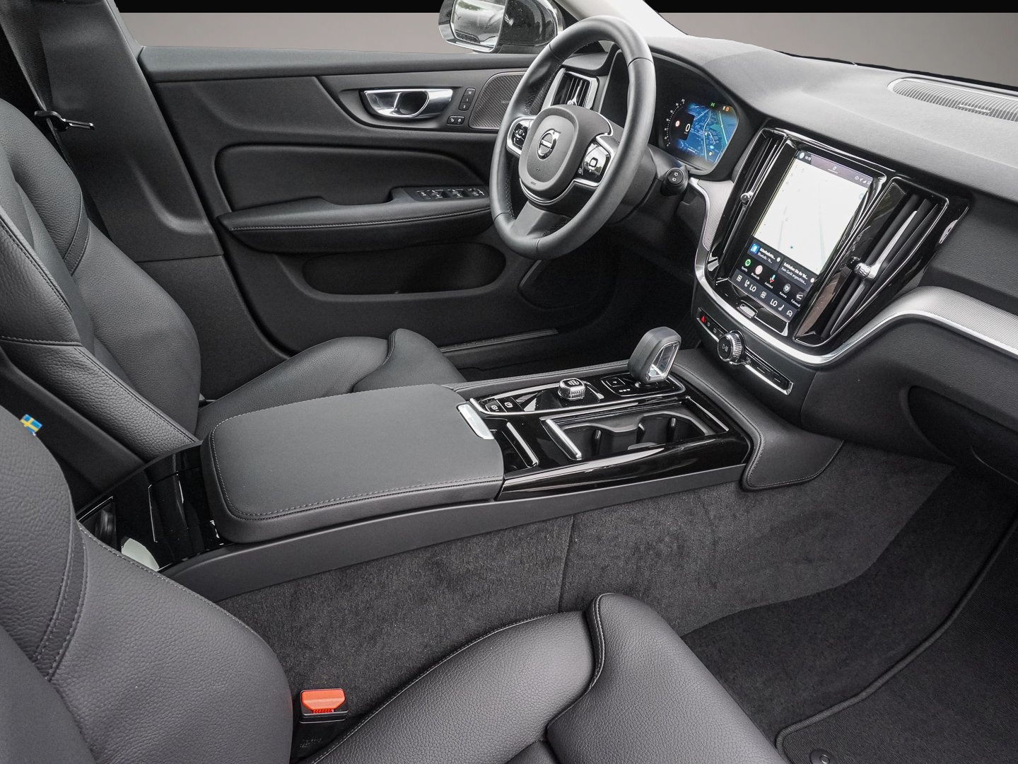 Bild 6 Volvo V60 T8 Twin Engine AWD Plus Dark Plug-In Harman