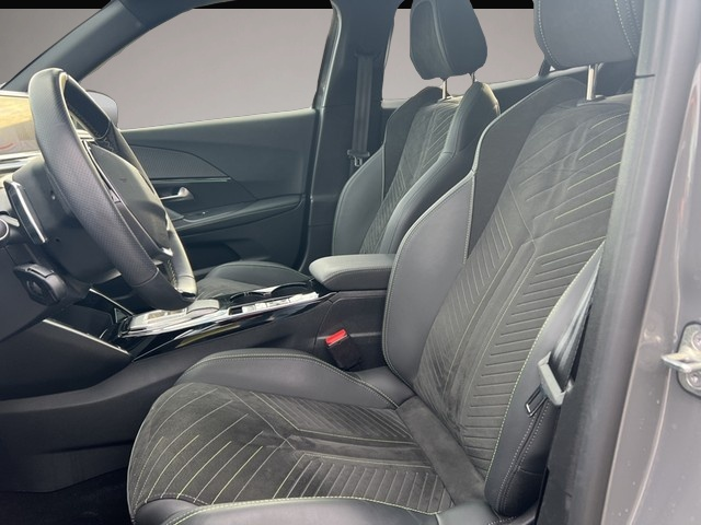 Bild 7 Peugeot 2008 GT PureTech 130 EAT8