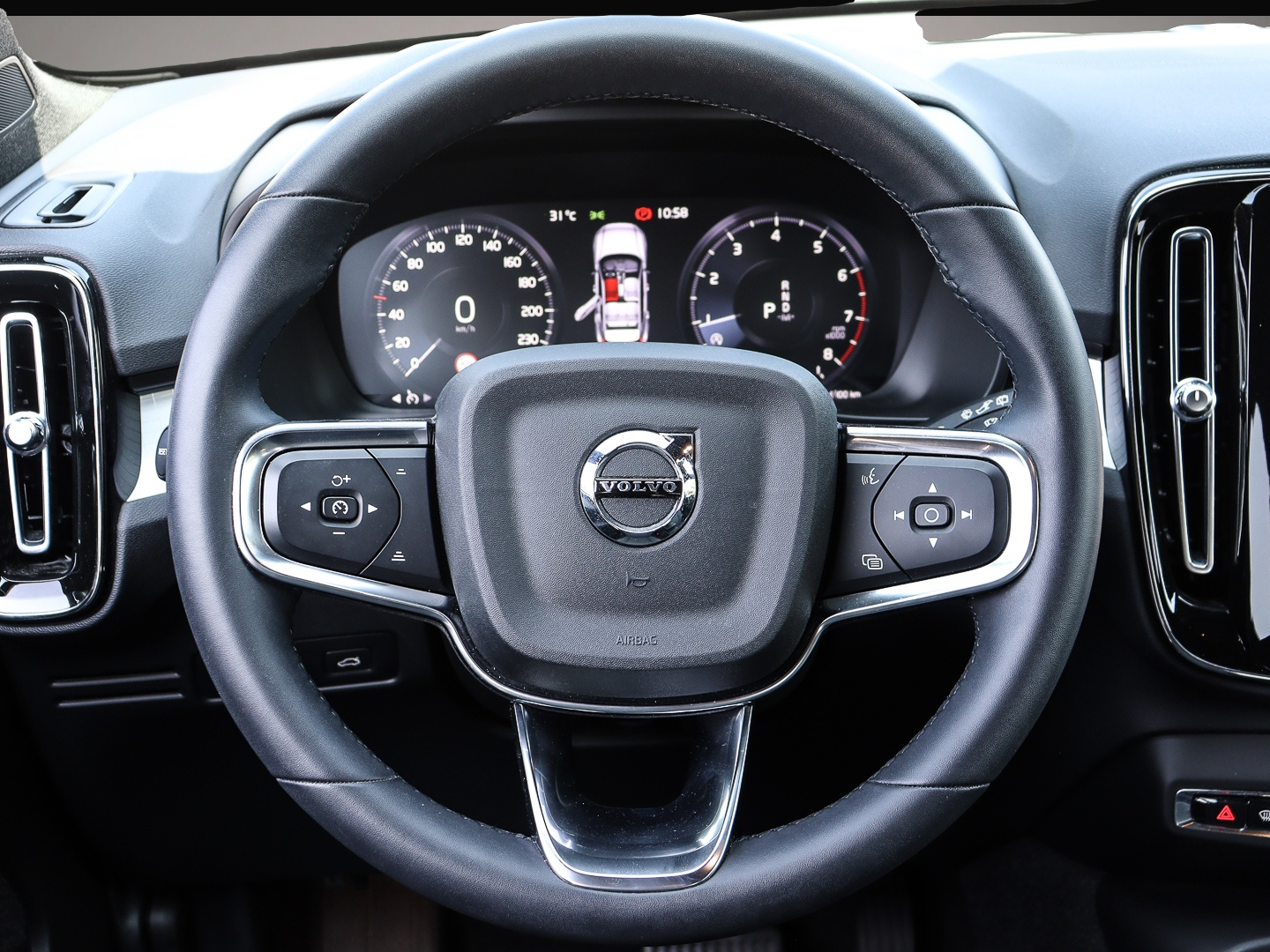 Fotografie 5 des Volvo XC40 Core 2WD T2 EU6d Navi Digitales Cockpit Sou