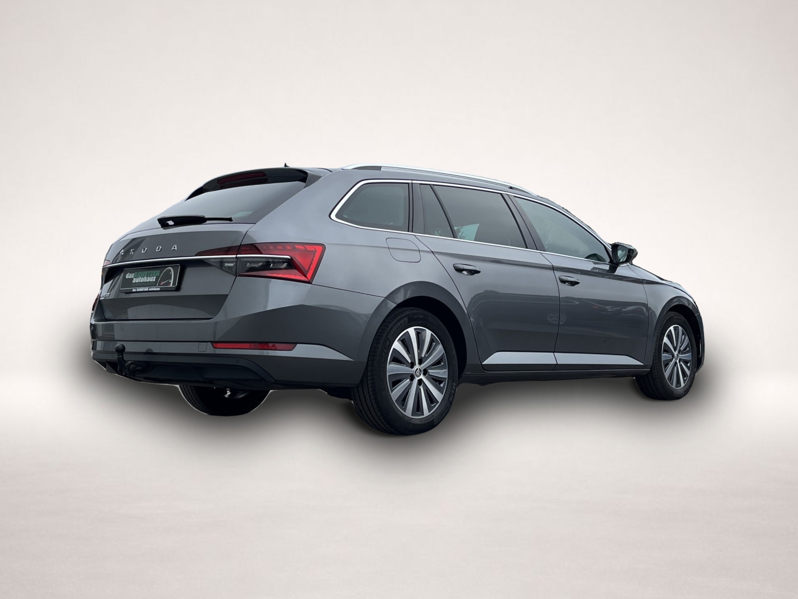Bild 5 Skoda Superb Combi 2.0 TDI DSG Style AHK Virtual Cockp