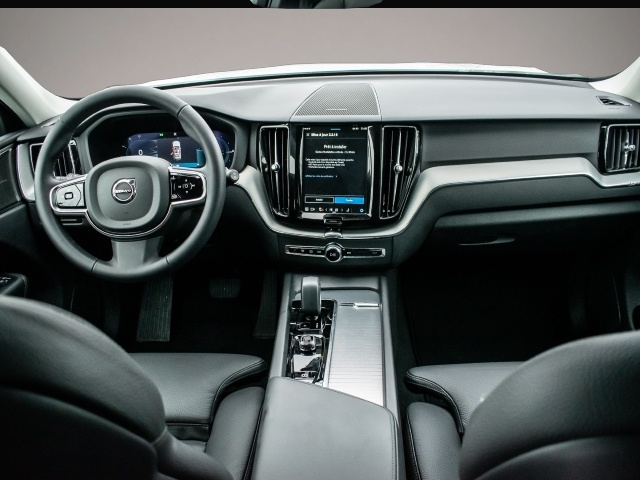 Bild 5 Volvo XC60 Plus Dark Recharge Plug-In Hybrid AWD T8 Tw