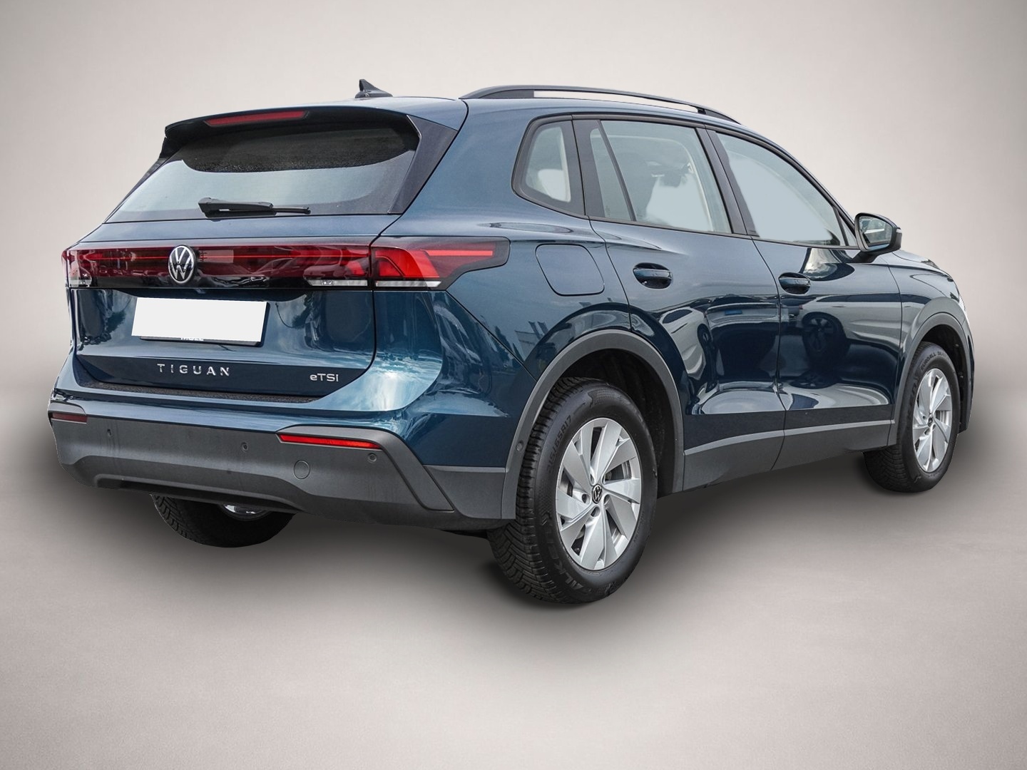 Fotografie 3 des Volkswagen Tiguan 1.5 TSI DSG AHK NAVI LANE ASSIST