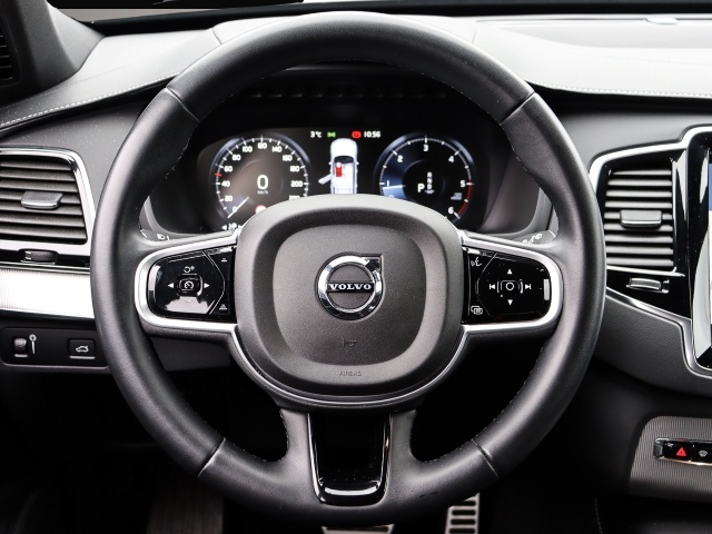 Bild 5 Volvo XC90 R Design AWD B5 Diesel EU6d AD AHK Navi Dig