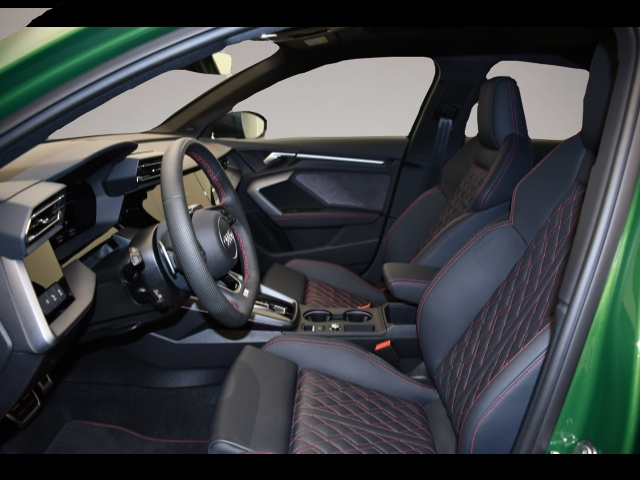 Bild 3 Audi quattro S3 Sportback 2.0 TFSI quattro S-tronic Pano/SONO