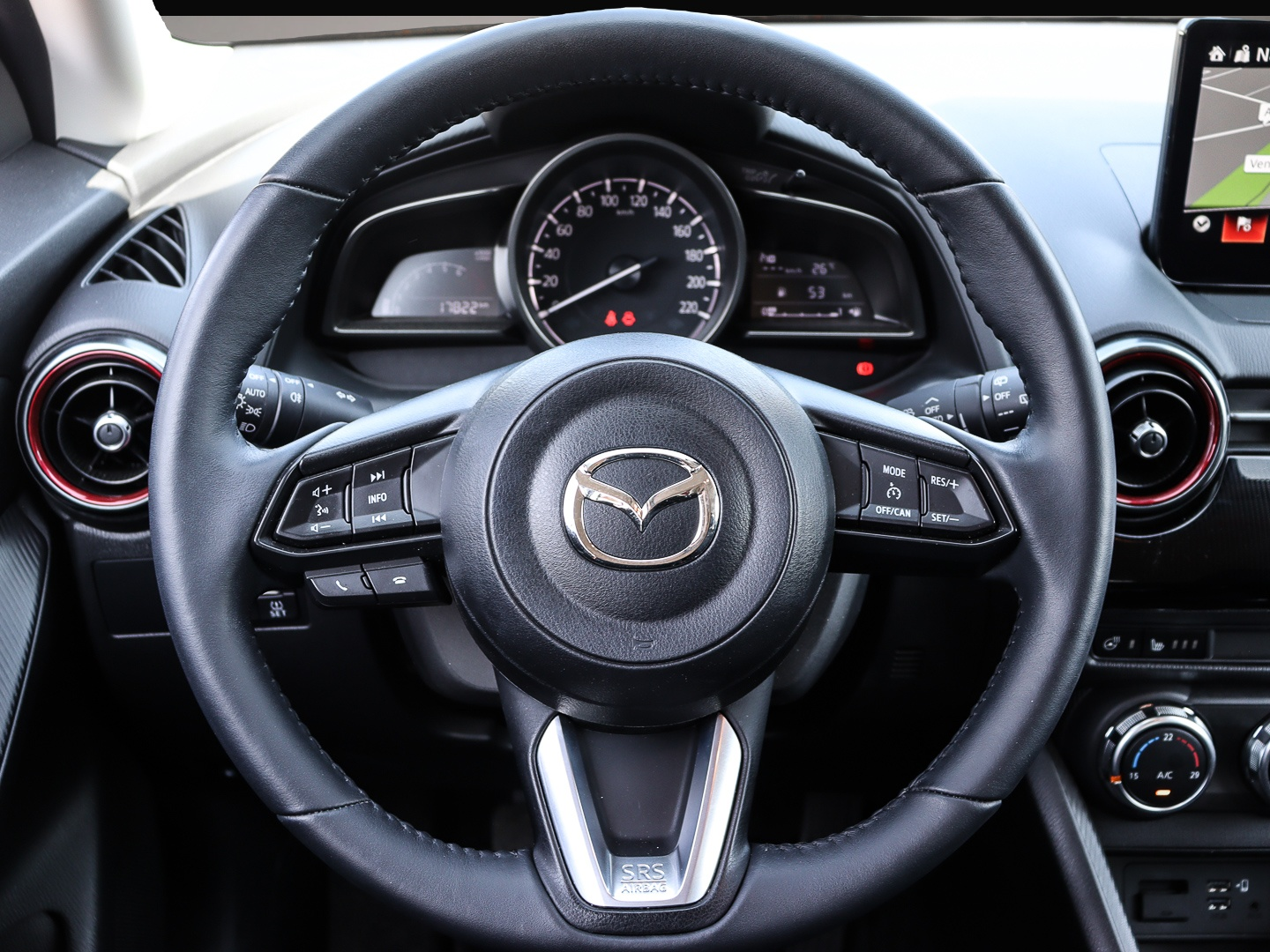 Bild 5 Mazda 2 Homura AD LED Apple CarPlay Android Auto Musik
