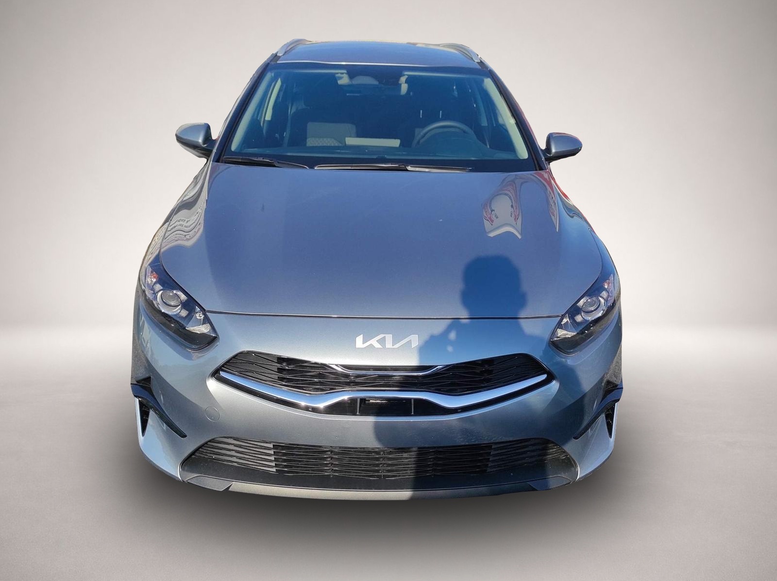 Bild 2 Kia cee'd / Ceed SW AT Spin*Navi*Shzg*Lhzg*PDC*Cam*16Zoll