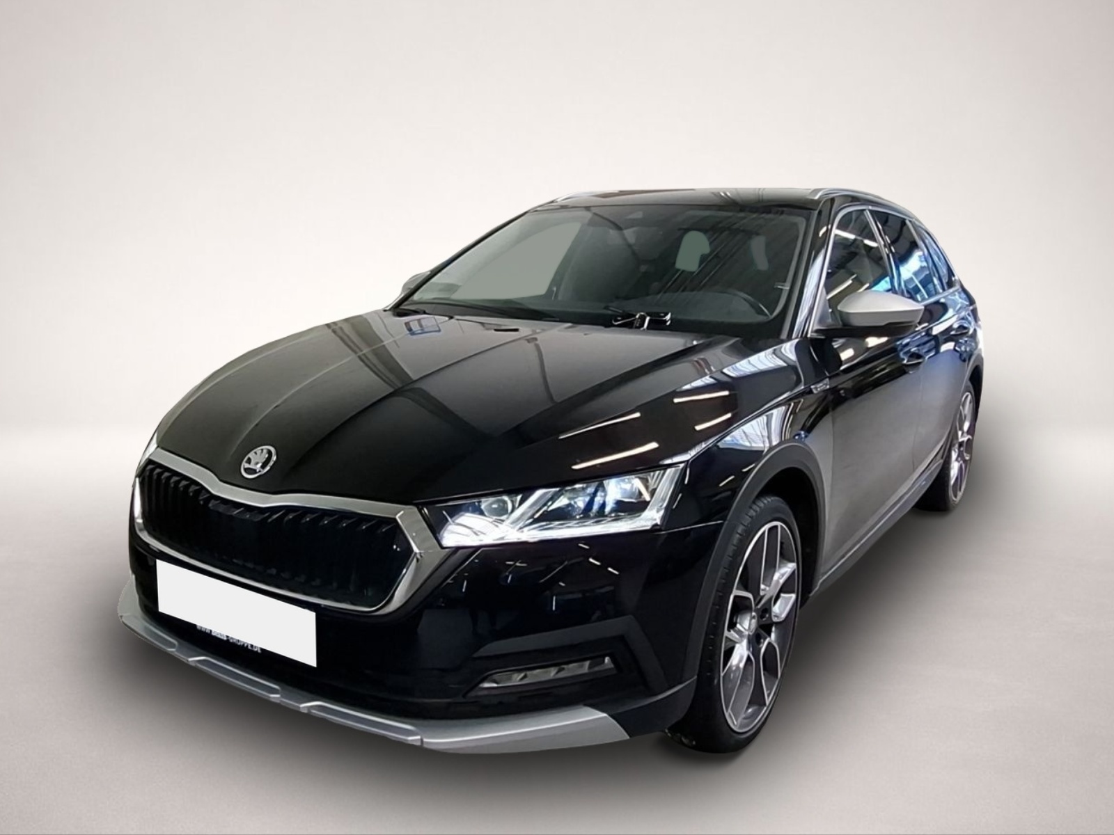 Bild 1 Skoda Octavia Combi SCOUT 2.0 TDI 7-Gang Automatik