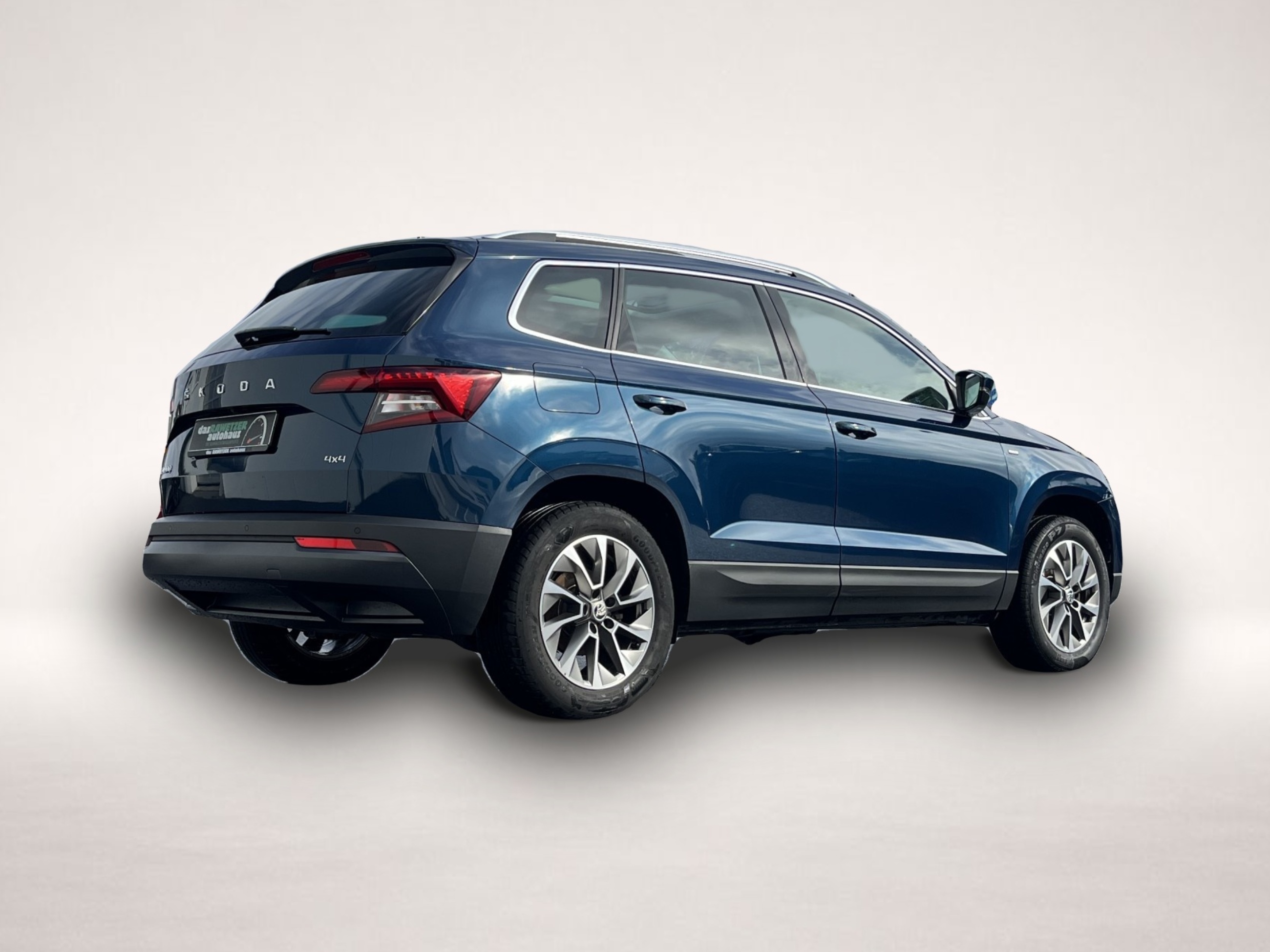 Bild 5 Skoda Karoq 2.0 TDI DSG 4x4 Clever PANO 4xSHZ VirtCock