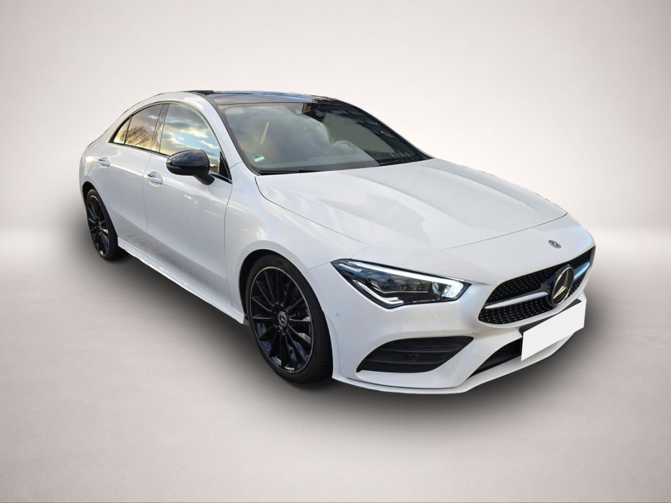 Bild 2 Mercedes-Benz CLA 200 DCT AMG Line Multibeam 19Z Pano KeyLess