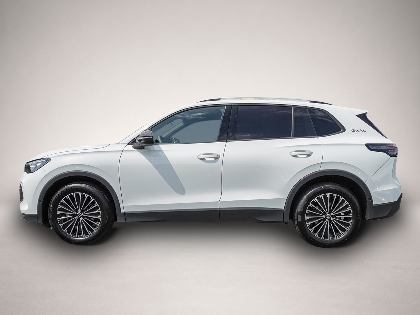Bild 4 Volkswagen Tiguan 1.5 eTSI DSG Life AHK NAVI ALU