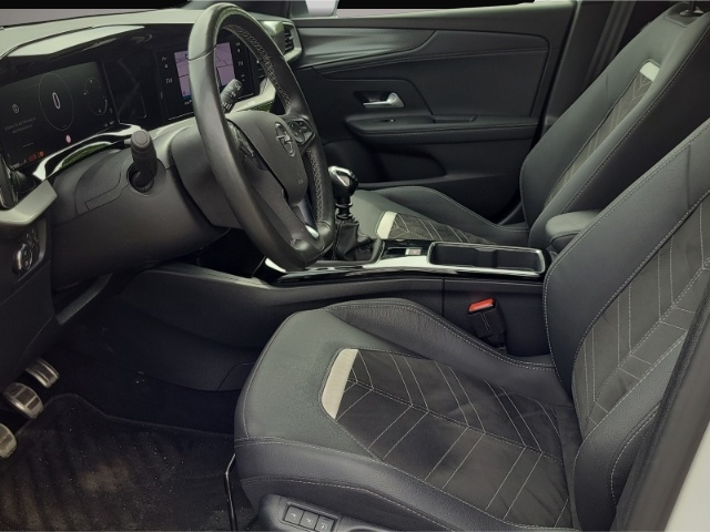 Bild 7 Opel Mokka GS Line Navi Digitales Cockpit LED Apple C