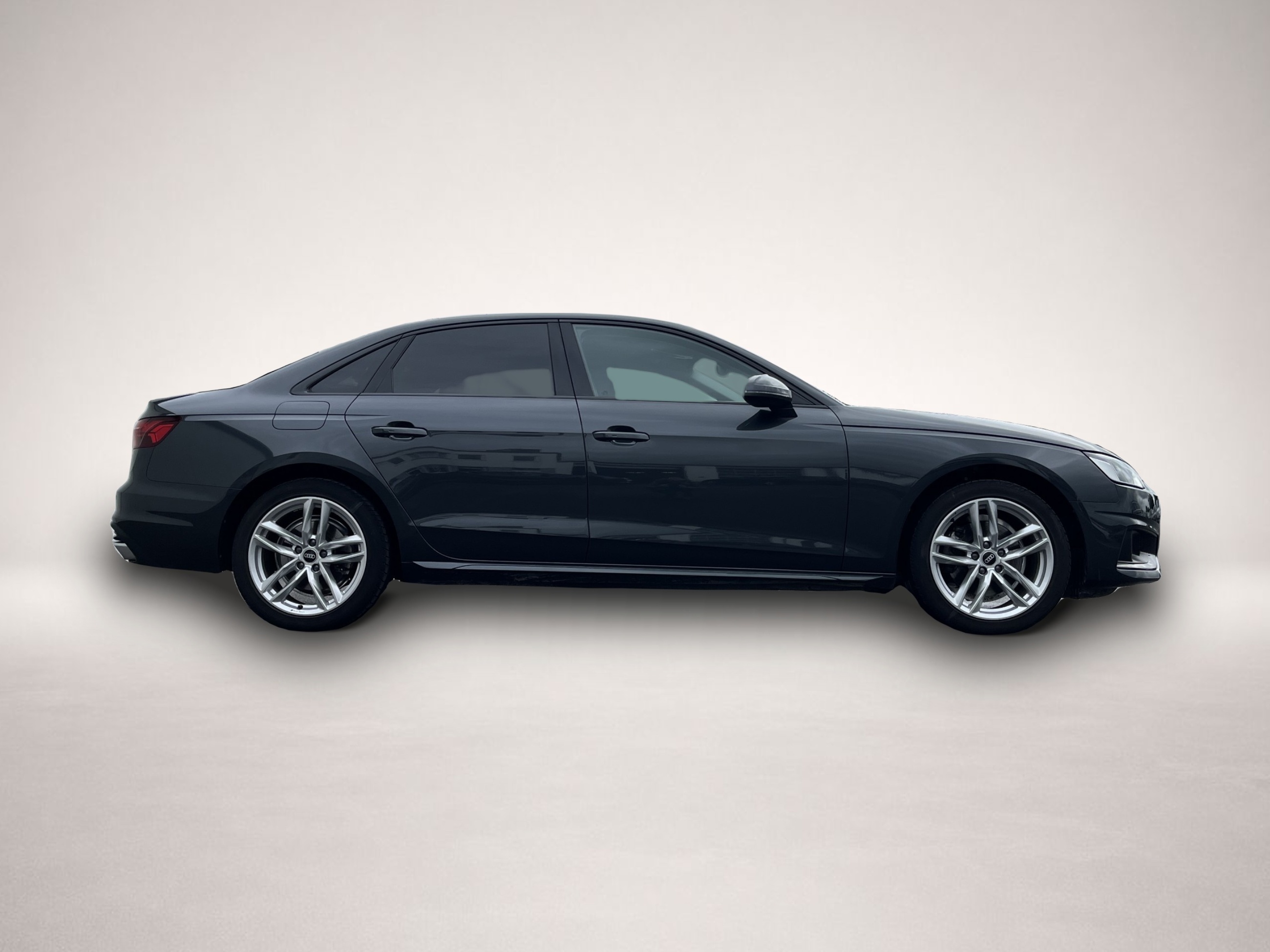 Bild 4 Audi A4 35 2.0 TFSI S tronic advanced AHK STHZ Navi A