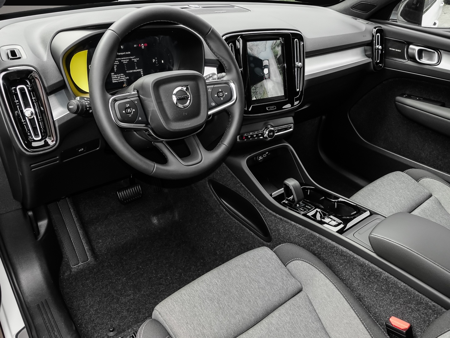 Bild 4 Volvo XC40 B3 Benzin Plus Dark Business-Paket BLIS Pix