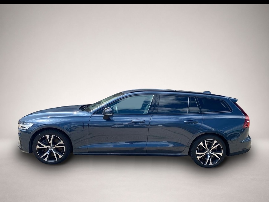 Bild 4 Volvo V60 T6 Plug-in Hybrid AWD Plus Dark BUSSINES