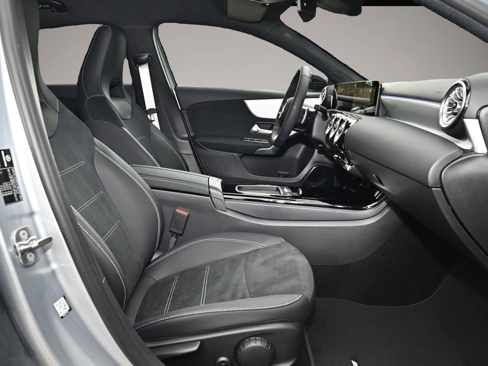 Fotografie 2 des Mercedes-Benz A 180