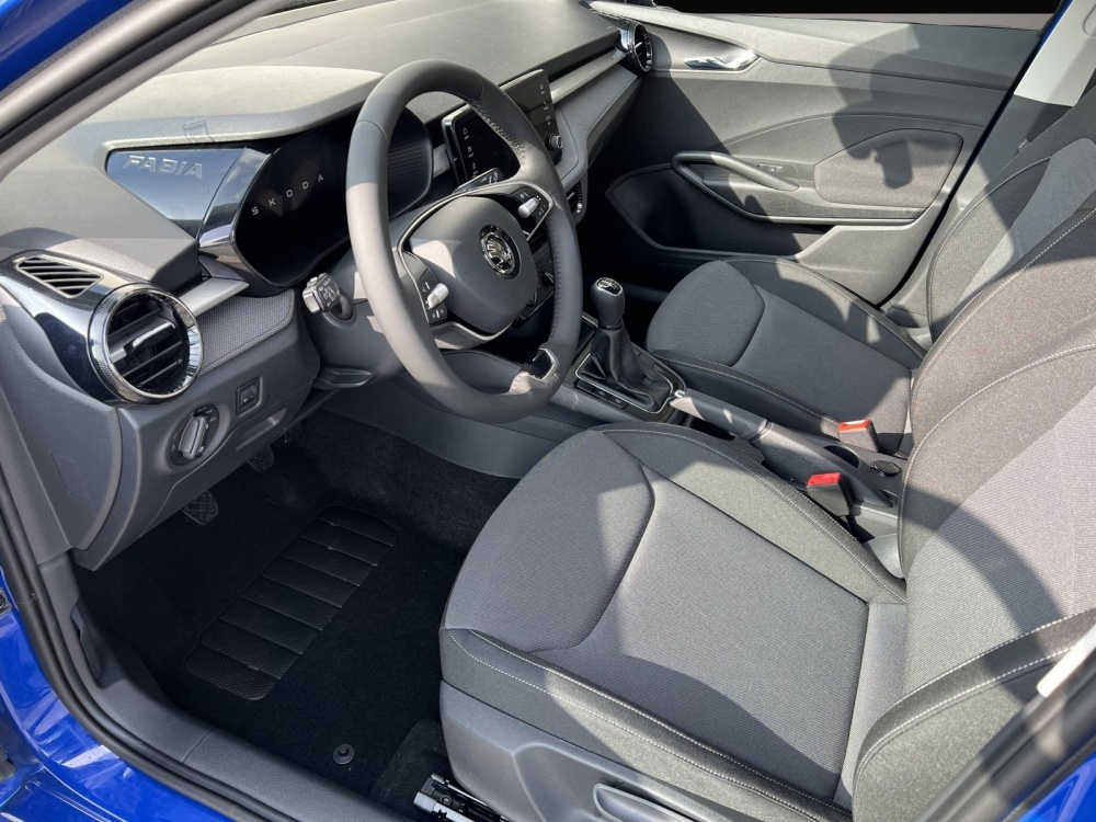 Bild 6 Skoda Fabia Essence 1,0 TSI DSG 85KW Klima PDC GRA