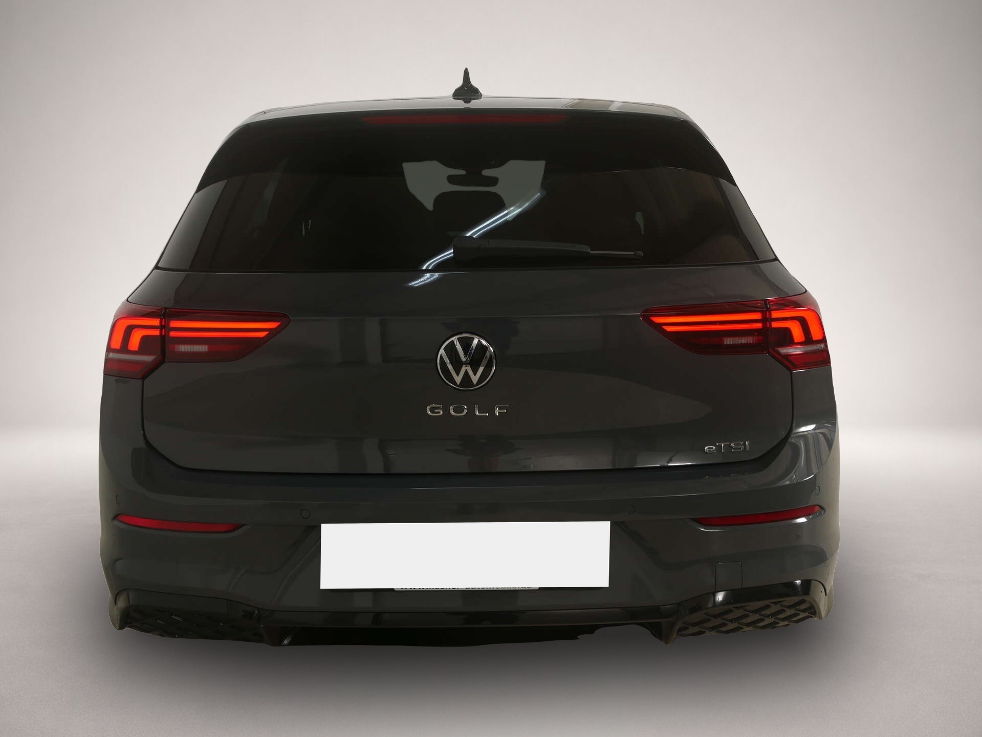 Fotografie des Volkswagen Golf 1.5 eTSI R-Line