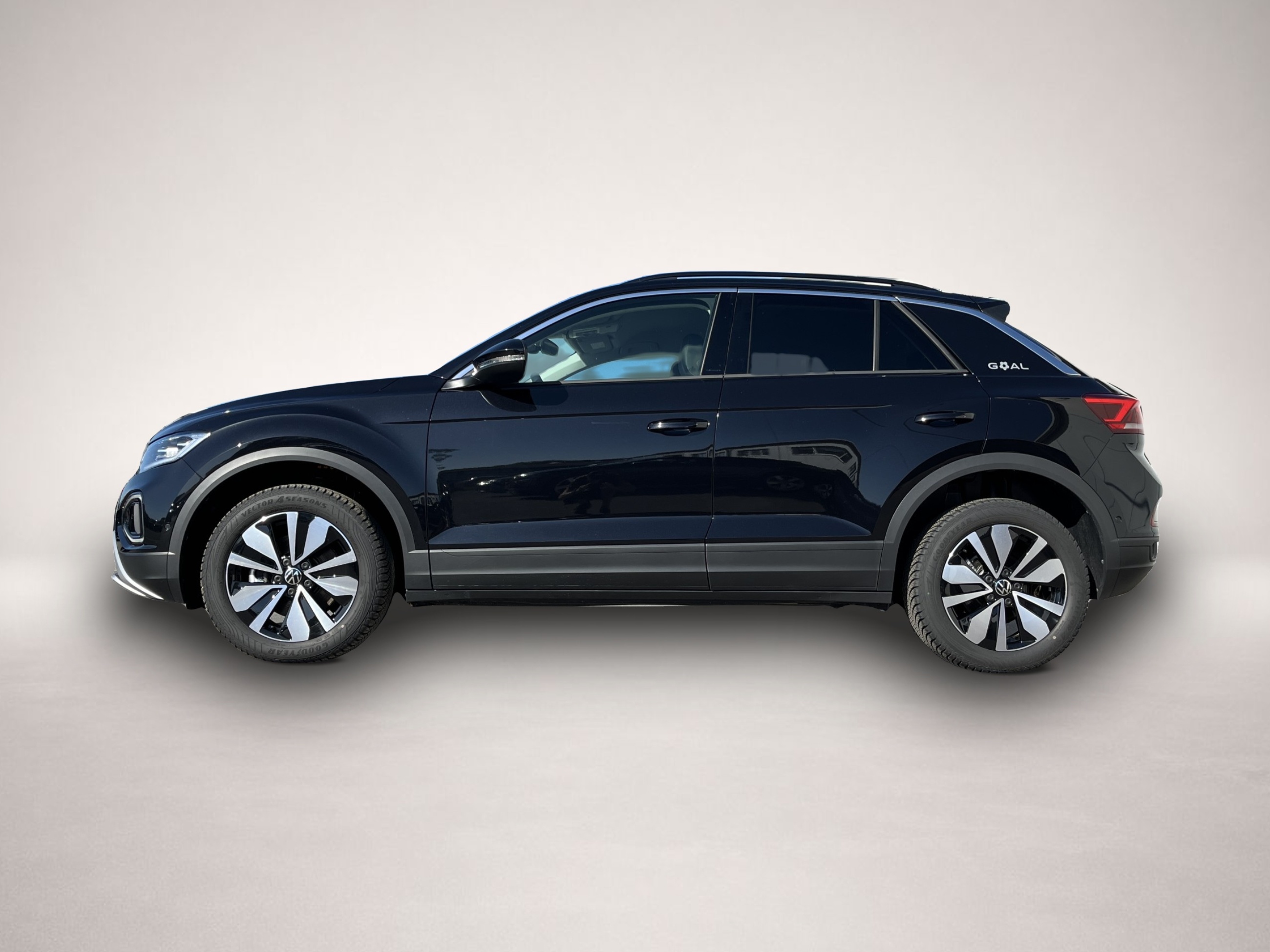 Fotografie 1 des Volkswagen T-Roc 2.0 TDI DSG GOAL AHK Parklenk RFK Navi Tra