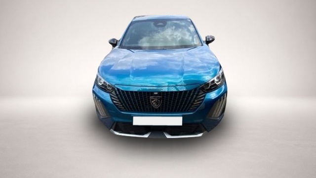 Bild 6 Peugeot 2008 Hybrid 145 e-DCS6 Allure 100 kW (136 PS), .